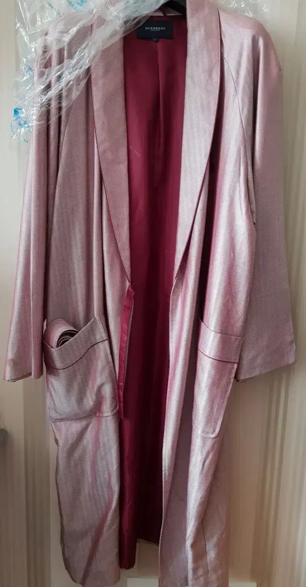 バーバリー ロンドン ヘリンボーン ローブ