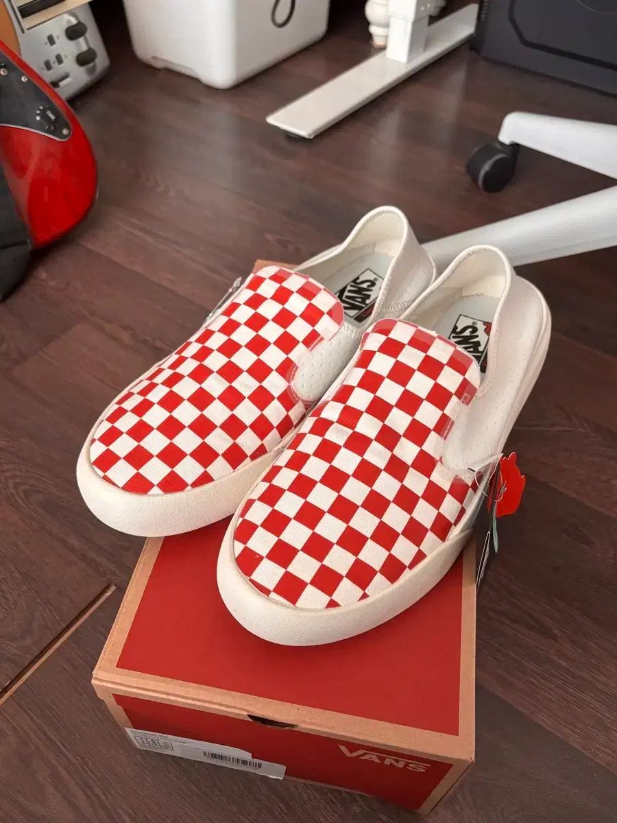 新作入荷，人気 チェッカーボード + 快適 VANS コンフィクッシュ ONE 295 スニーカー