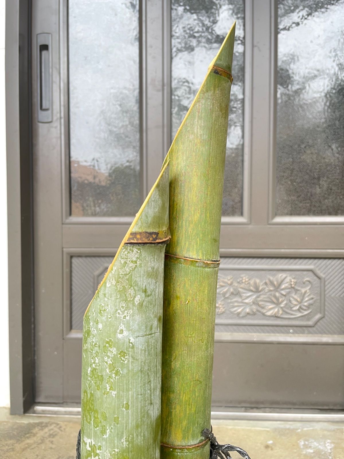 早い者勝ち】竹製 門松 3本 2セット 62cm 正月飾り 飾り付き 竹細工