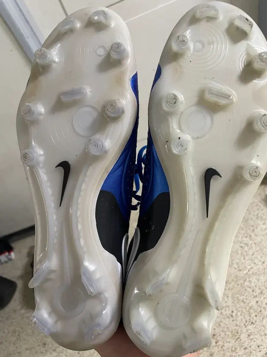 ナイキ サッカーシューズ ティエンポ レジェンド 10 エリート FG