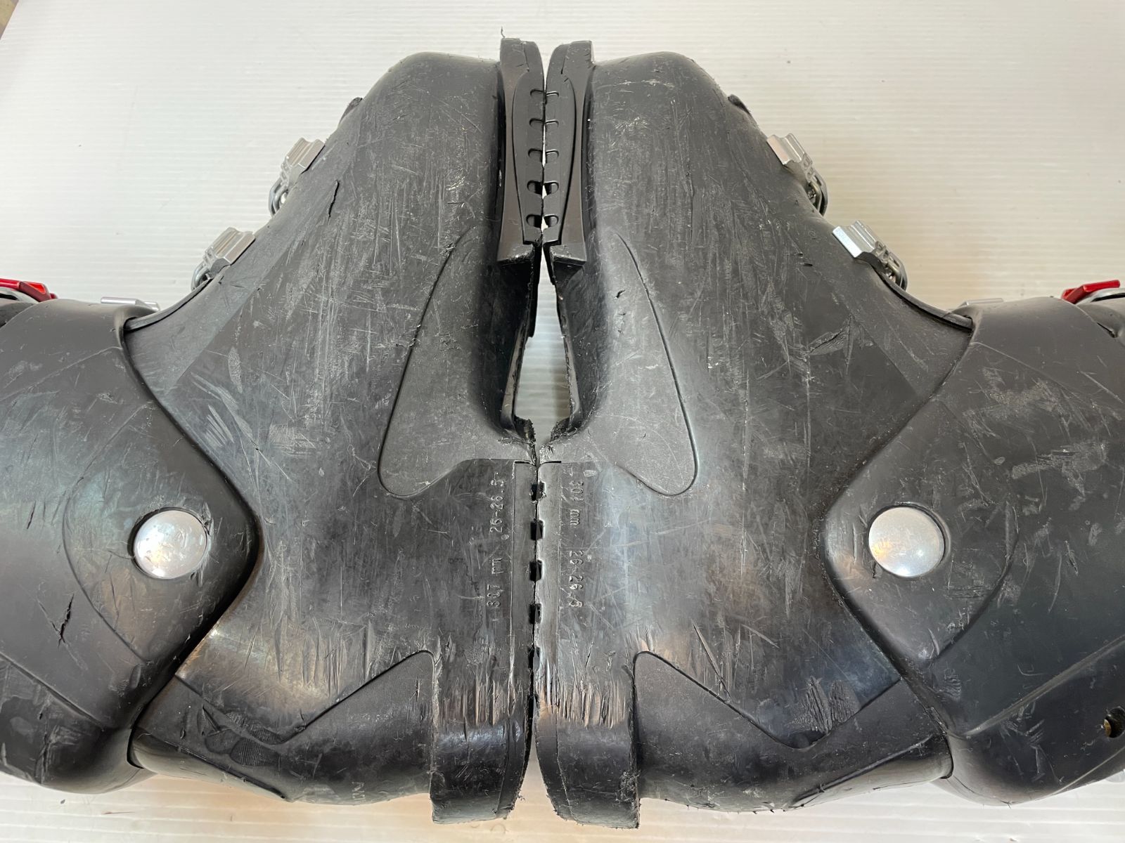 【美品】サロモン ELIOS XX スキーブーツ 26 ウィンタースポーツ 黒 美品】サロモン ELIOS XX スキーブーツ 26 ウィンタースポーツ 黒