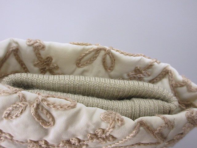 シビラ SYBILLA コート 刺繍 中綿 アイボリー ピンクベージュ 上着