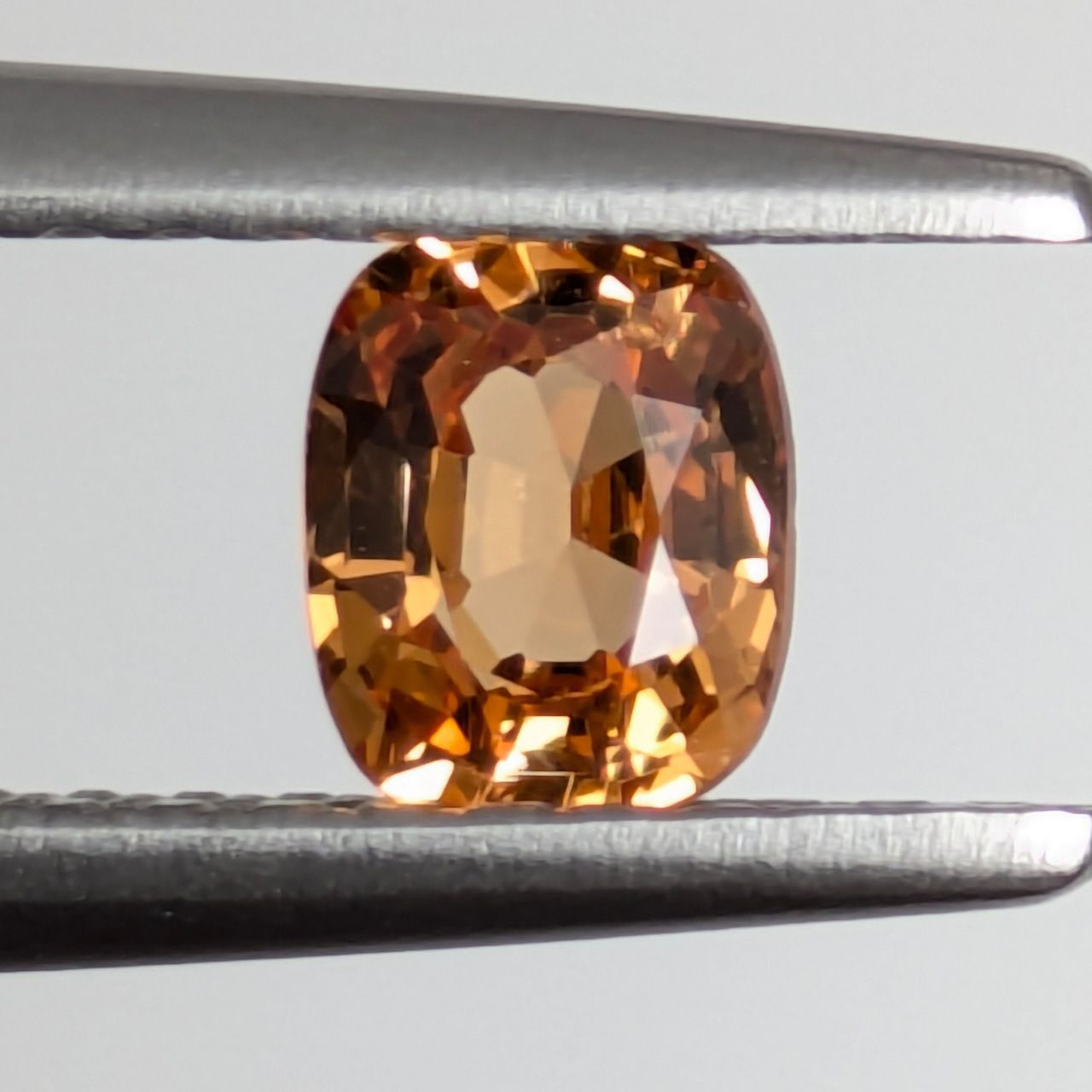 スペサルティンガーネット ミャンマー モゴック産 0.46 ct