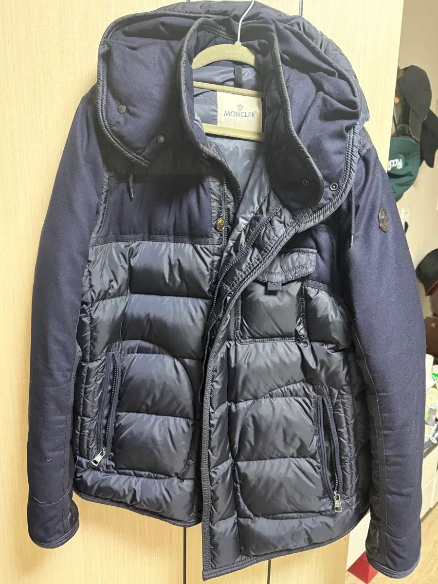 モンクレール メンズ ダウン ネイビー メンズ95 100 サイズ