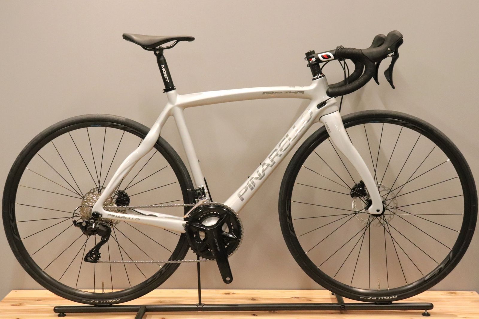 ピナレロ PINARELLO ラザ ディスク RAZHA DISK 2024モデル 500サイズ