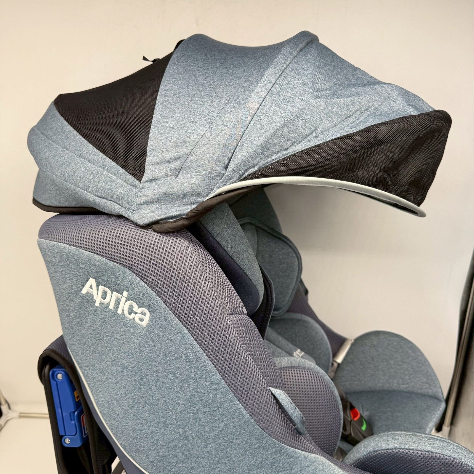 美品) Aprica クルリラ AD ISOFIX ライトネイビー色 - メルカリ