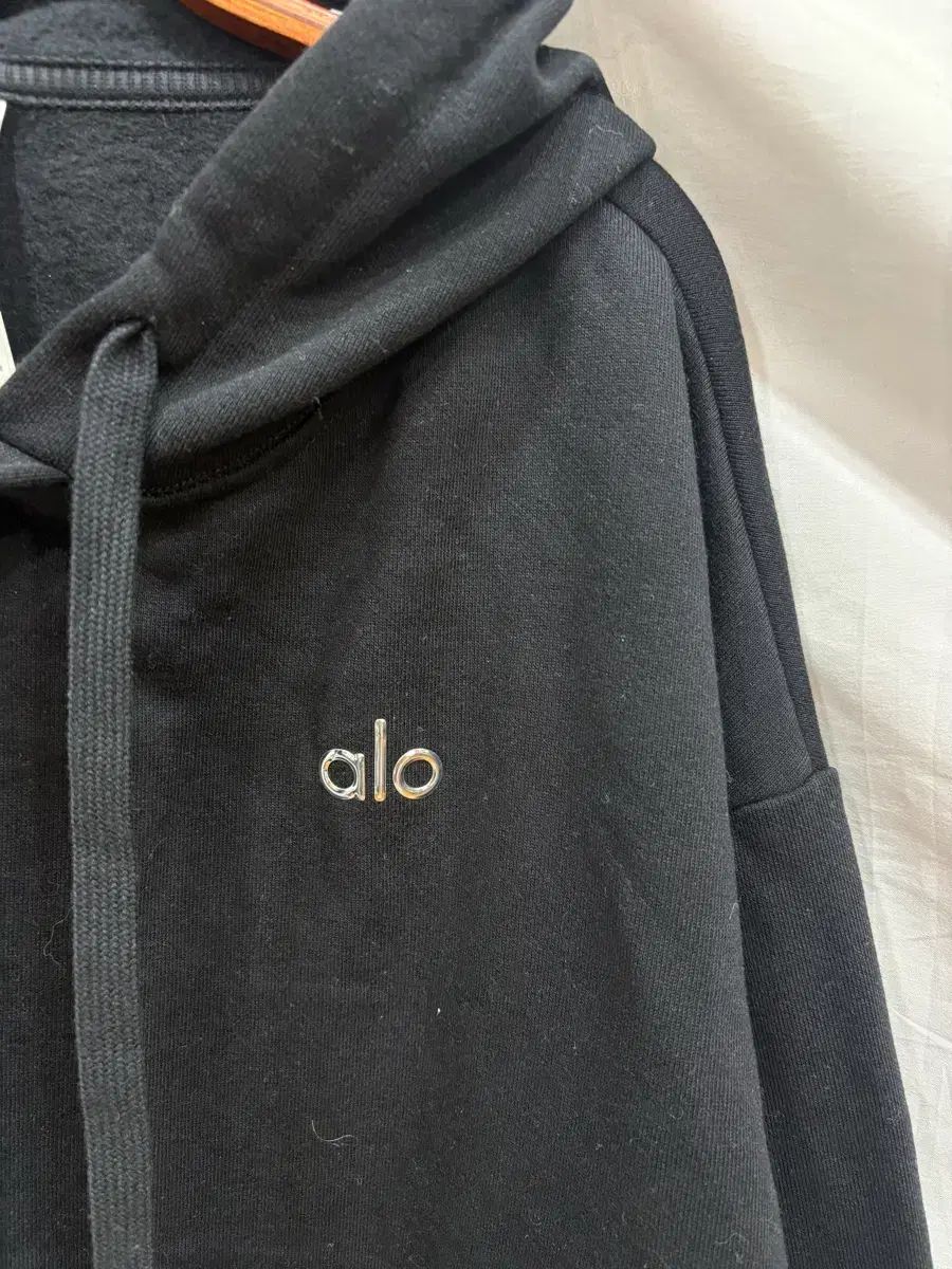 WHO フードTシャツ