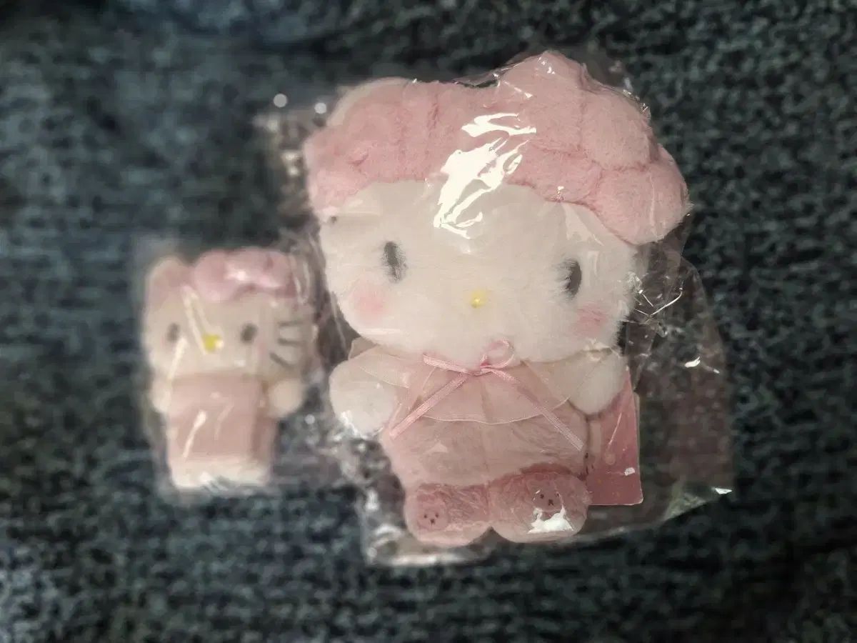 サンリオ HELLO KITTY(ハローキティ) 温泉 マスコット u0026 ぬい セット