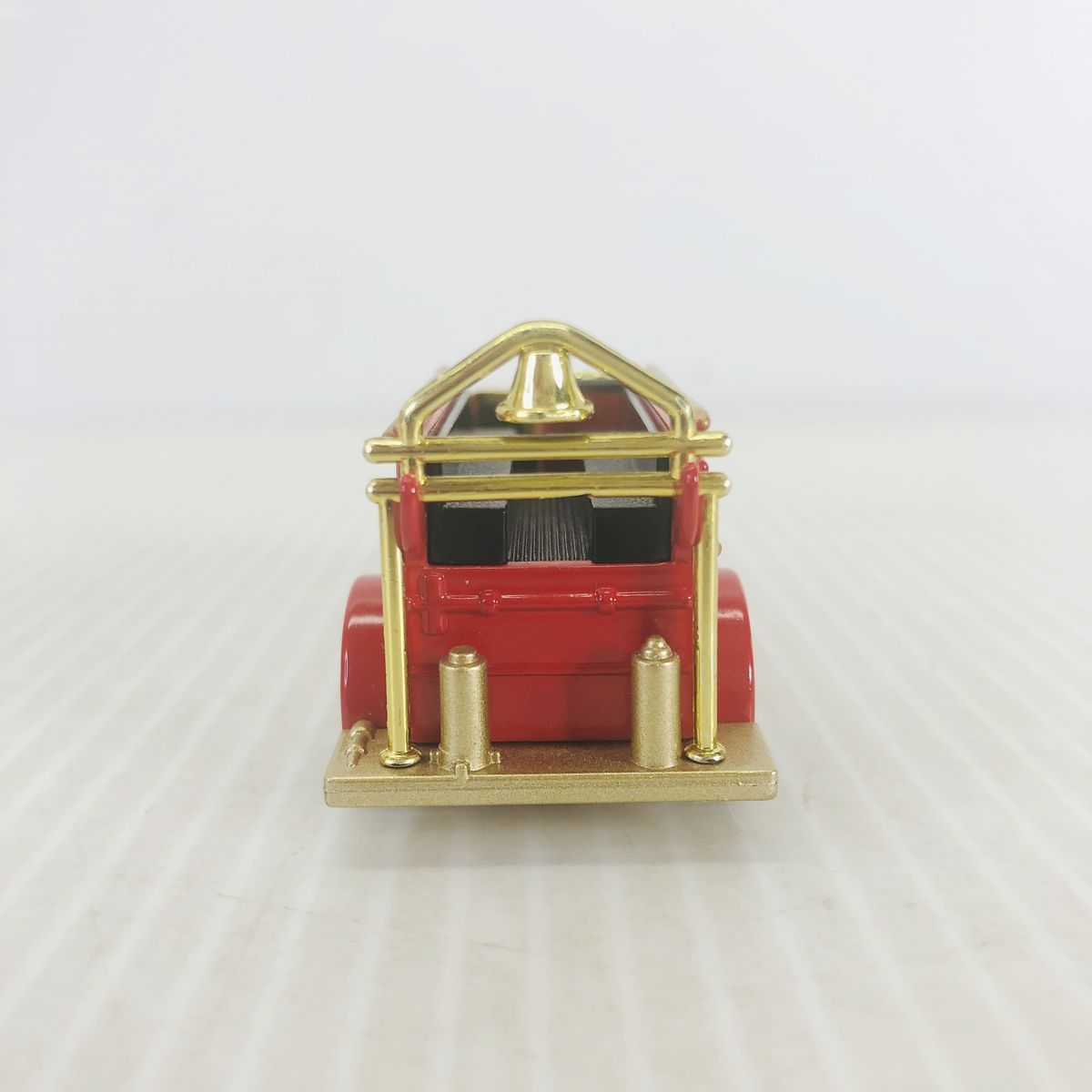 ディズニー トミカ ビッグシティ ヴィークルファイヤーエンジン - メルカリ