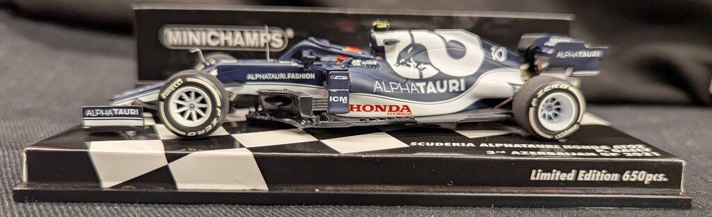 ミニチャンプス1/43スクーデリアアルファタウリHONDA AT2 Pガスリー ミニチャンプス 1/43 スクーデリア アルファタウリ ホンダ AT2