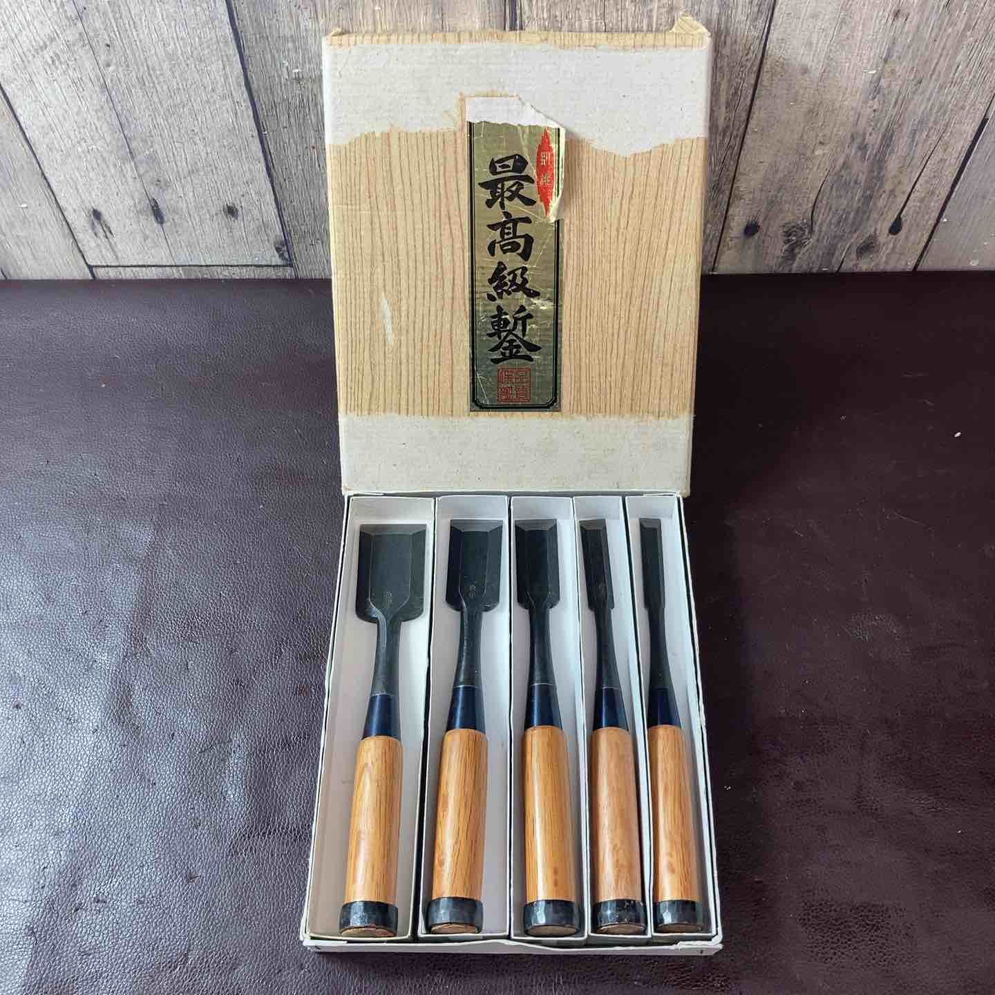 中古品】左貞弘 鑿(のみ) 5点セット 大工道具 骨董品 他【東大和店