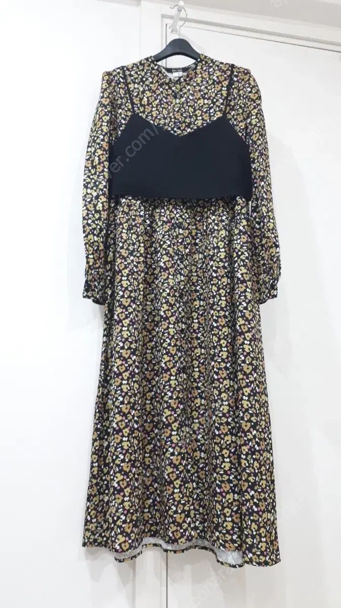 ジュシジュディ Vビスチェセットプリンティング ONE PIECE 着払い