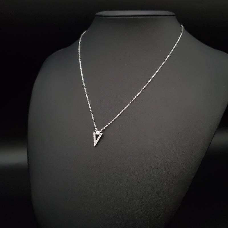 美品 SWAROVSKI スワロフスキー ネックレス ペンダント funk V字型