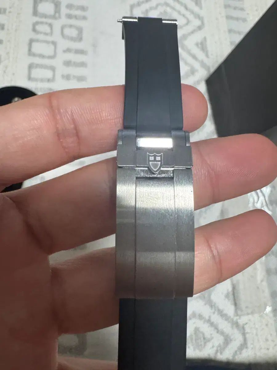 チューダー ブラックベイ ラバー ストラップ