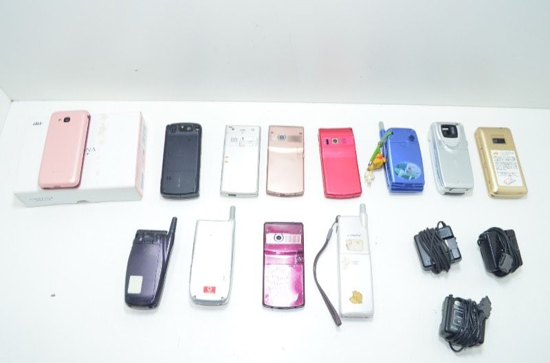 送料無料】 アップル Apple レノボ Lenovo など多種混在 ガラケー