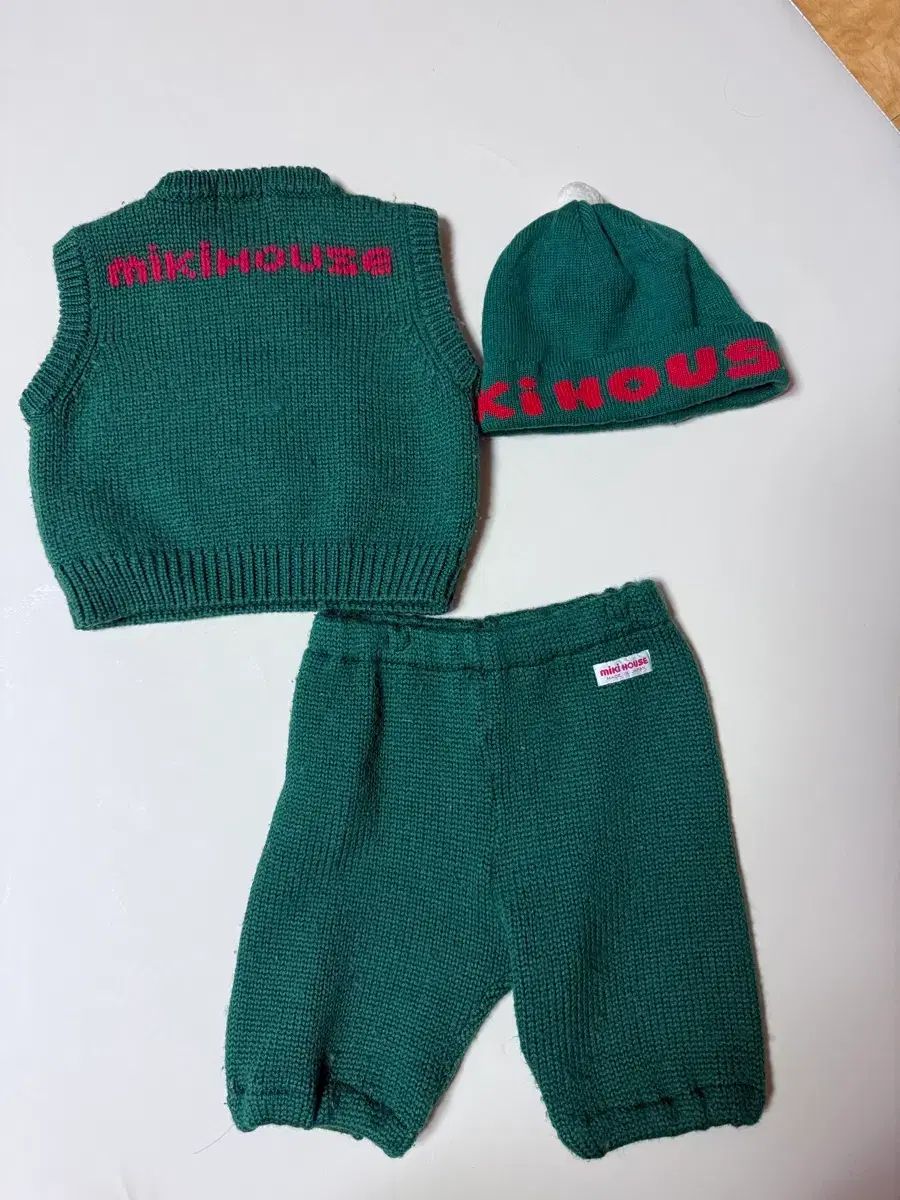 ミッキーハウス ニット 上下セット 帽子 85