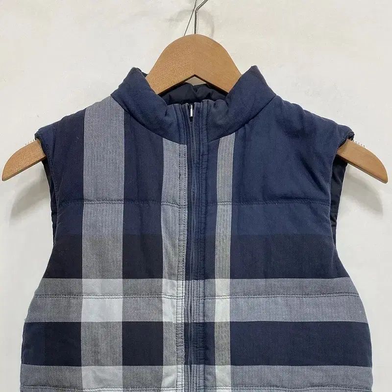  キッズ140 バーバリー リバーシブル ベスト カーディガン トップス
