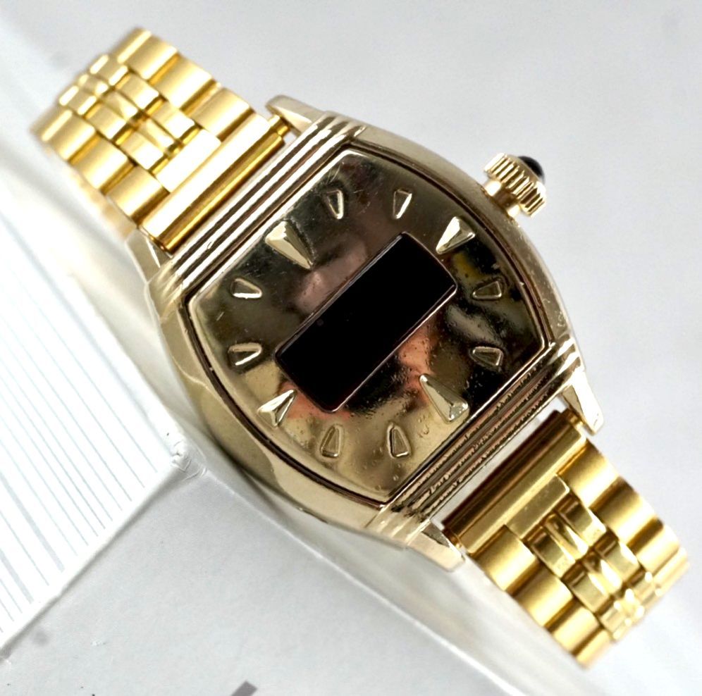 【稼働】 E.B.C 腕時計 ヴィンテージ ゴールド レトロ スモセコ SEIKO ゴールド スモセコ レディース 腕時計 稼働品 新品電池 - メルカリ