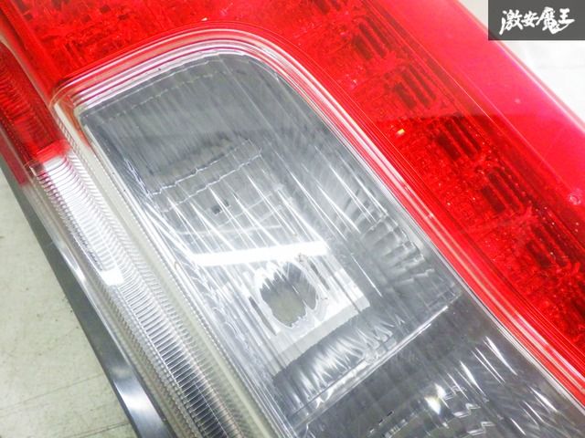 破損無し！ダイハツ純正 LA600S LA610S タント LED テールランプ