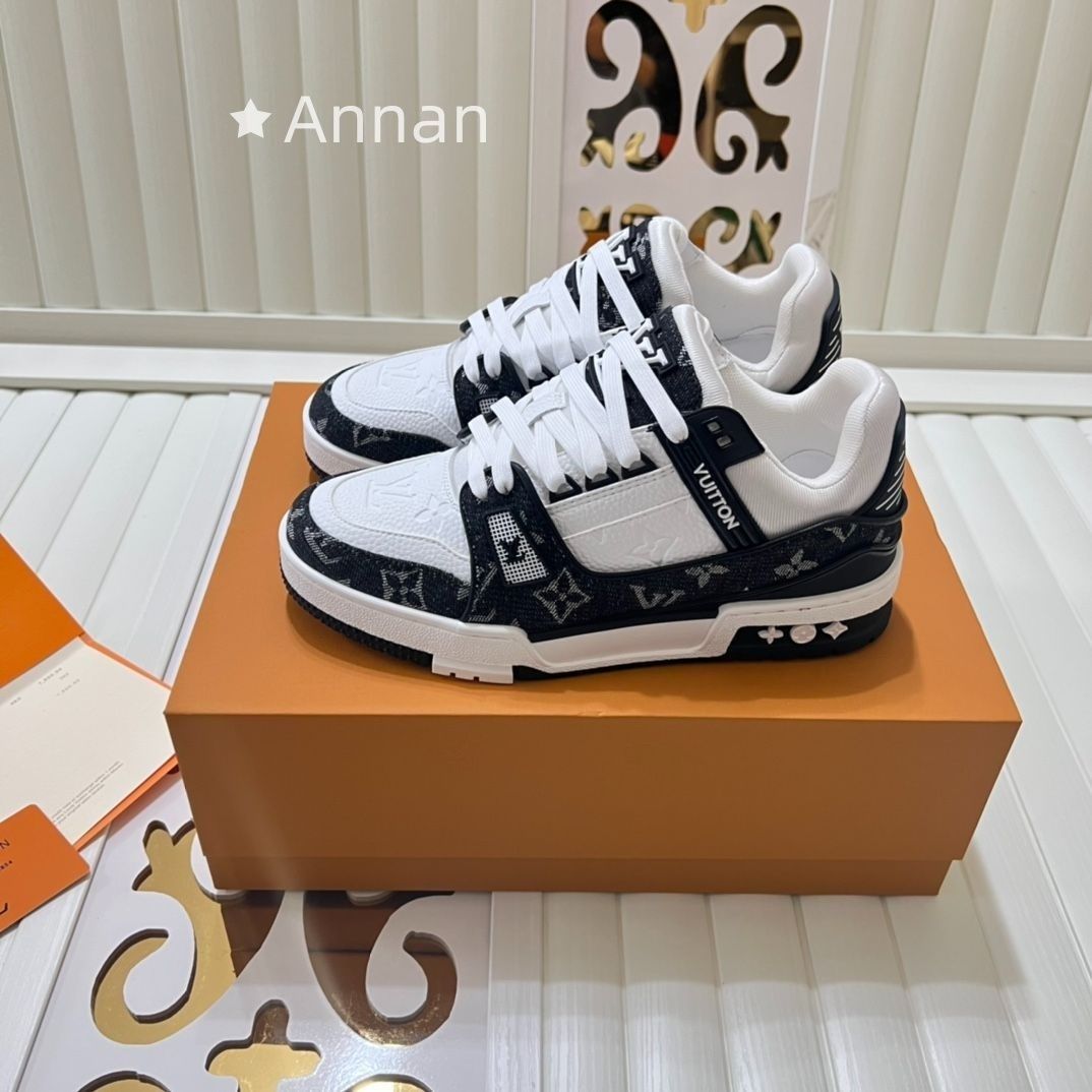 沸騰 LOUIS VUITTON ルイヴィトン メンズ スニーカー