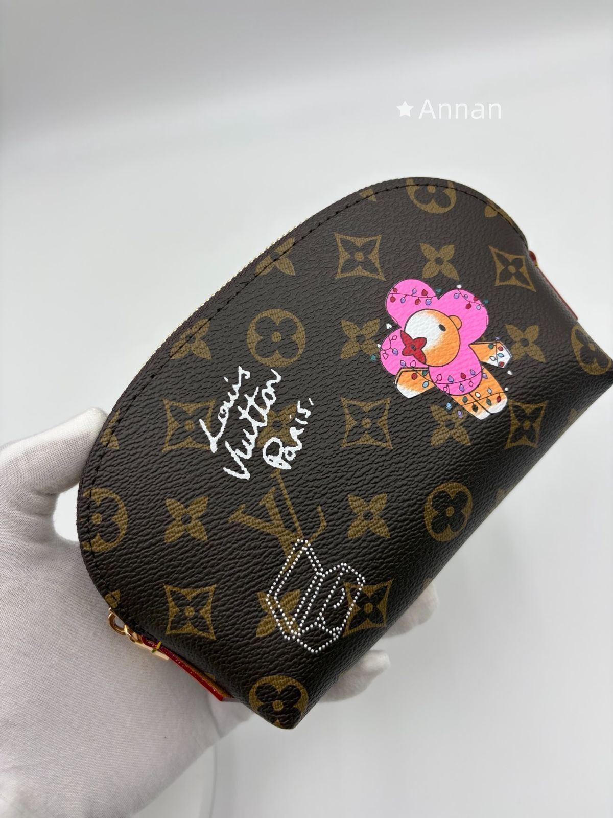 未使用に近い Louis vuittonルイヴィトン モノグラム 化粧ポーチ