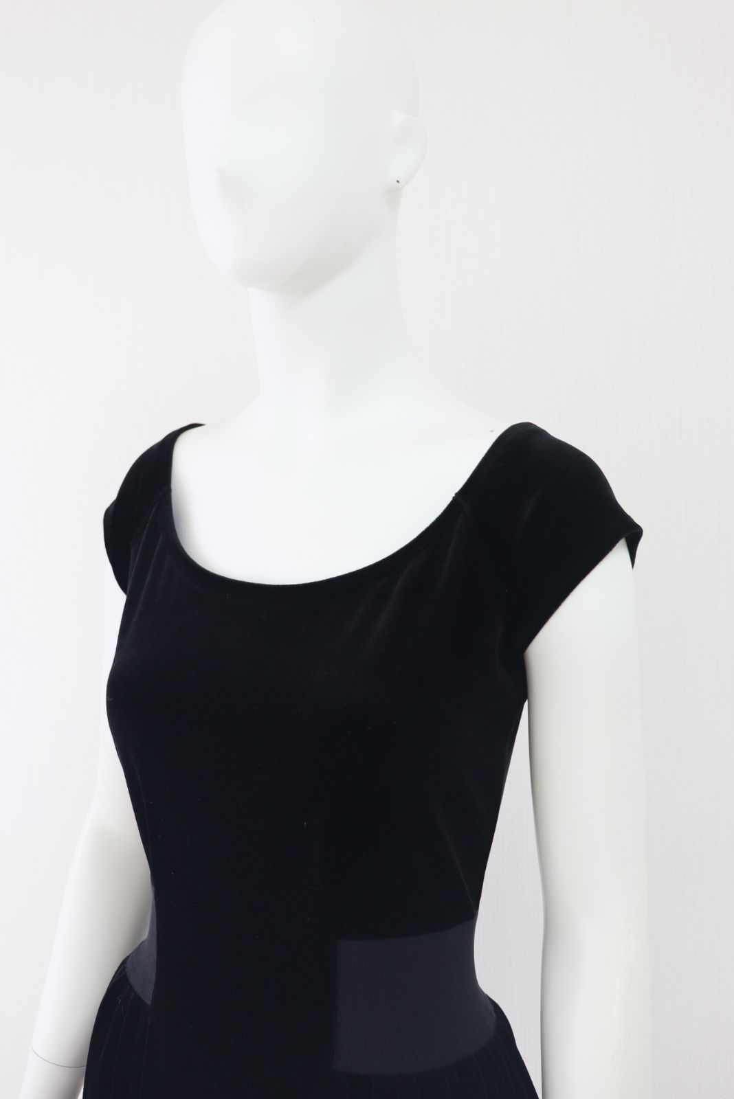 FOXEY ベロアワンピース 37578 DAISY VELOUR デイジーベロア 黒