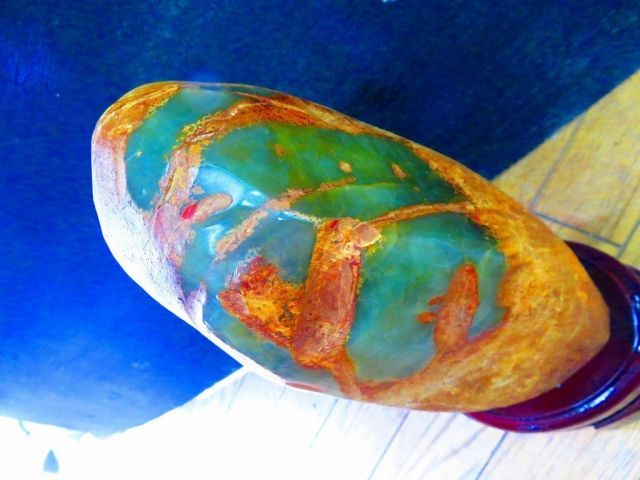 糸魚川翡翠原石【海岸】233g 希少 ☆超綺麗見惚れるほど美しい！！！純天然糸魚川翡翠原石8kg☆高