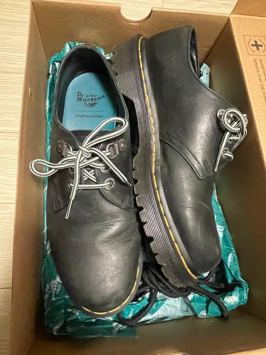 DR. MARTENS ディスイズネバーザット 1461 260