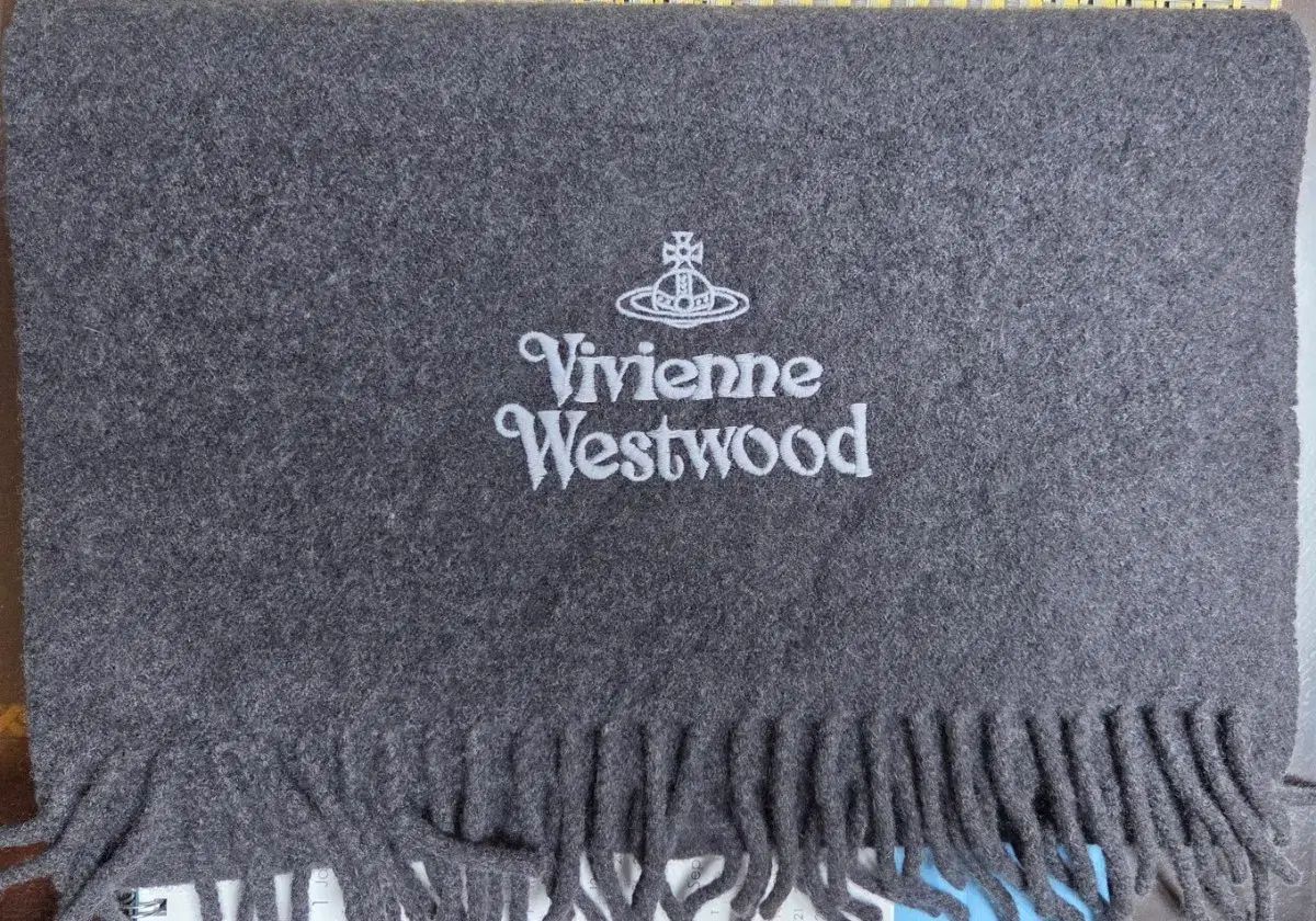 ヴィヴィアン ウエストウッドマフラー