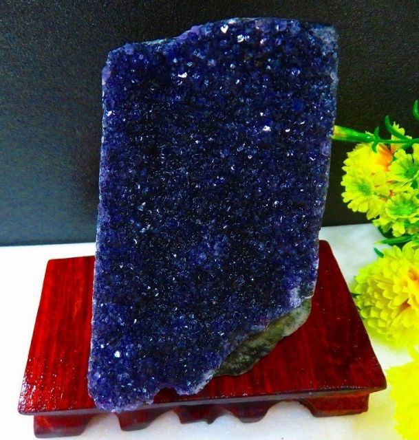 ウルグアイ産☆ 天然水晶☆絶品超濃い濃い超美しい☆アメジスト