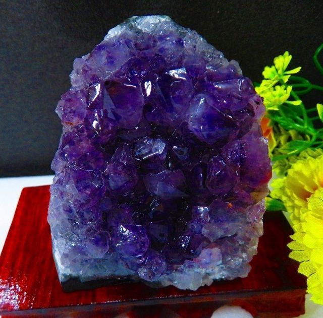 ウルグアイ産☆ 天然水晶☆絶品超濃い濃い超美しい☆アメジスト