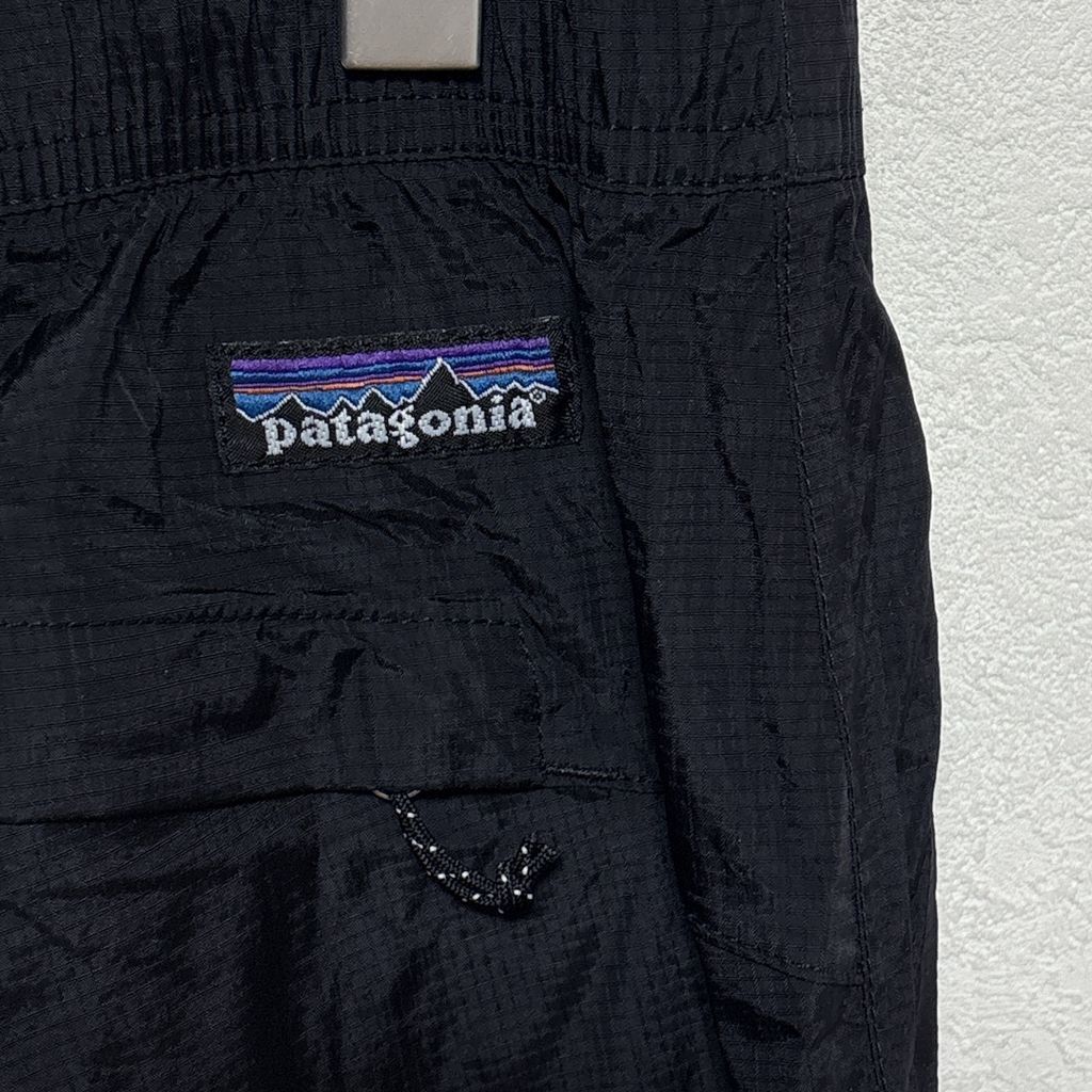 トレントシェルパンツ