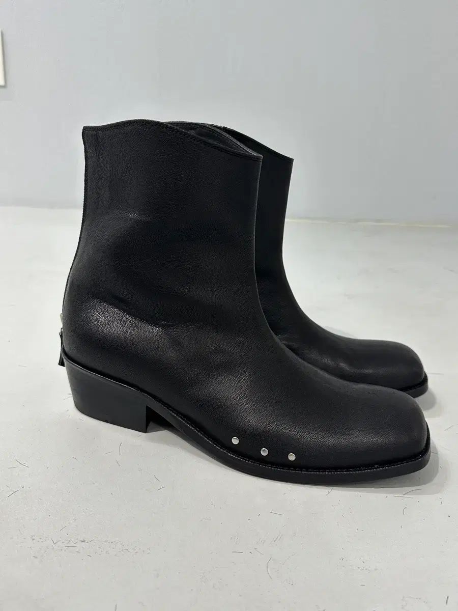 ラベル ブルーアーカイブ ブルアカ ブーツ