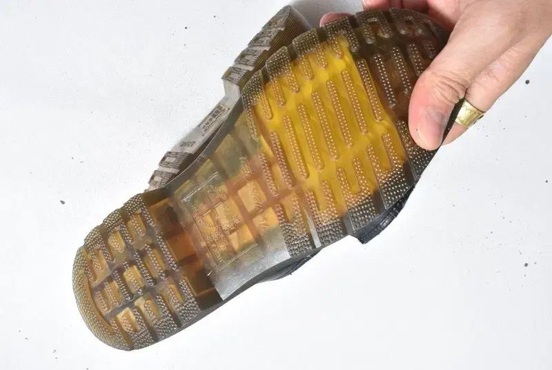 ドクターマーチン 1460