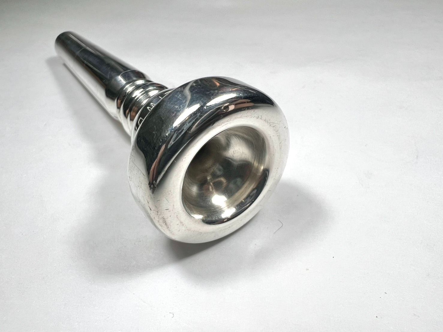 ボブリーブス BOBREEVES 40M トランペット用マウスピース【服部管楽器