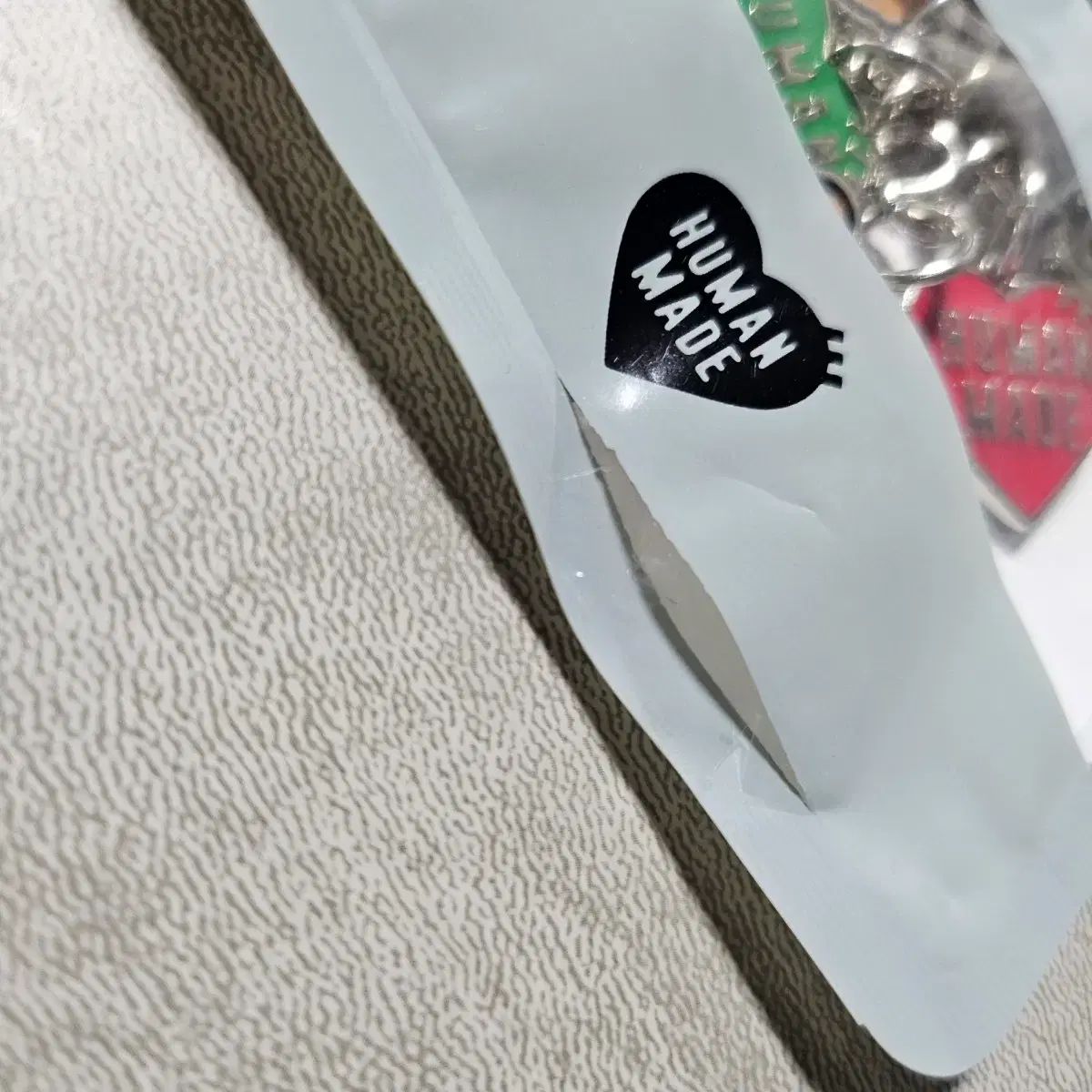 ジェイホープ × HUMAN MADE キーホルダー ホソク BTS 防弾少年団