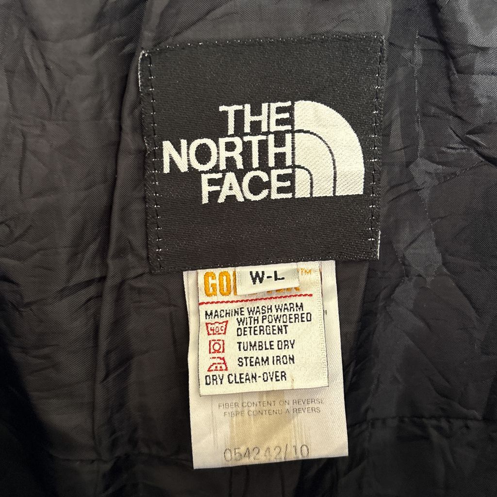 ナイロンパンツ S