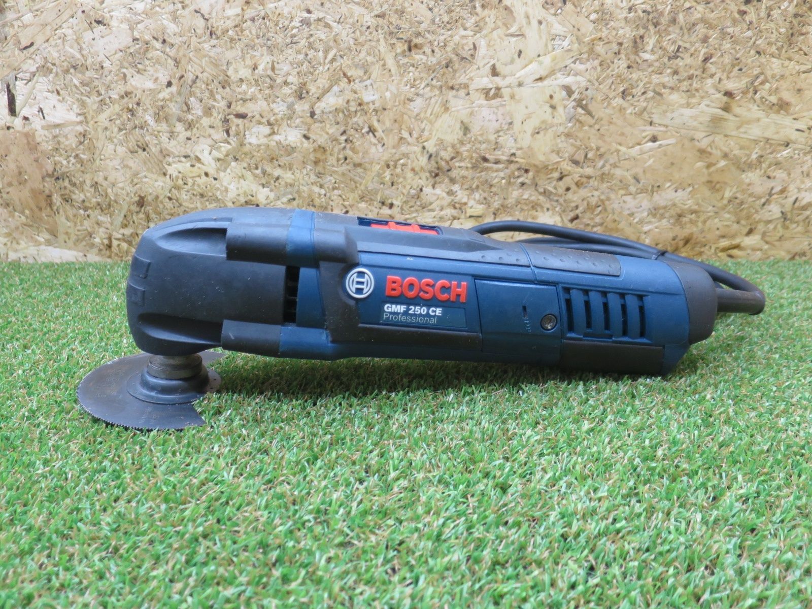 ボッシュ 100 V マルチツール 切断機