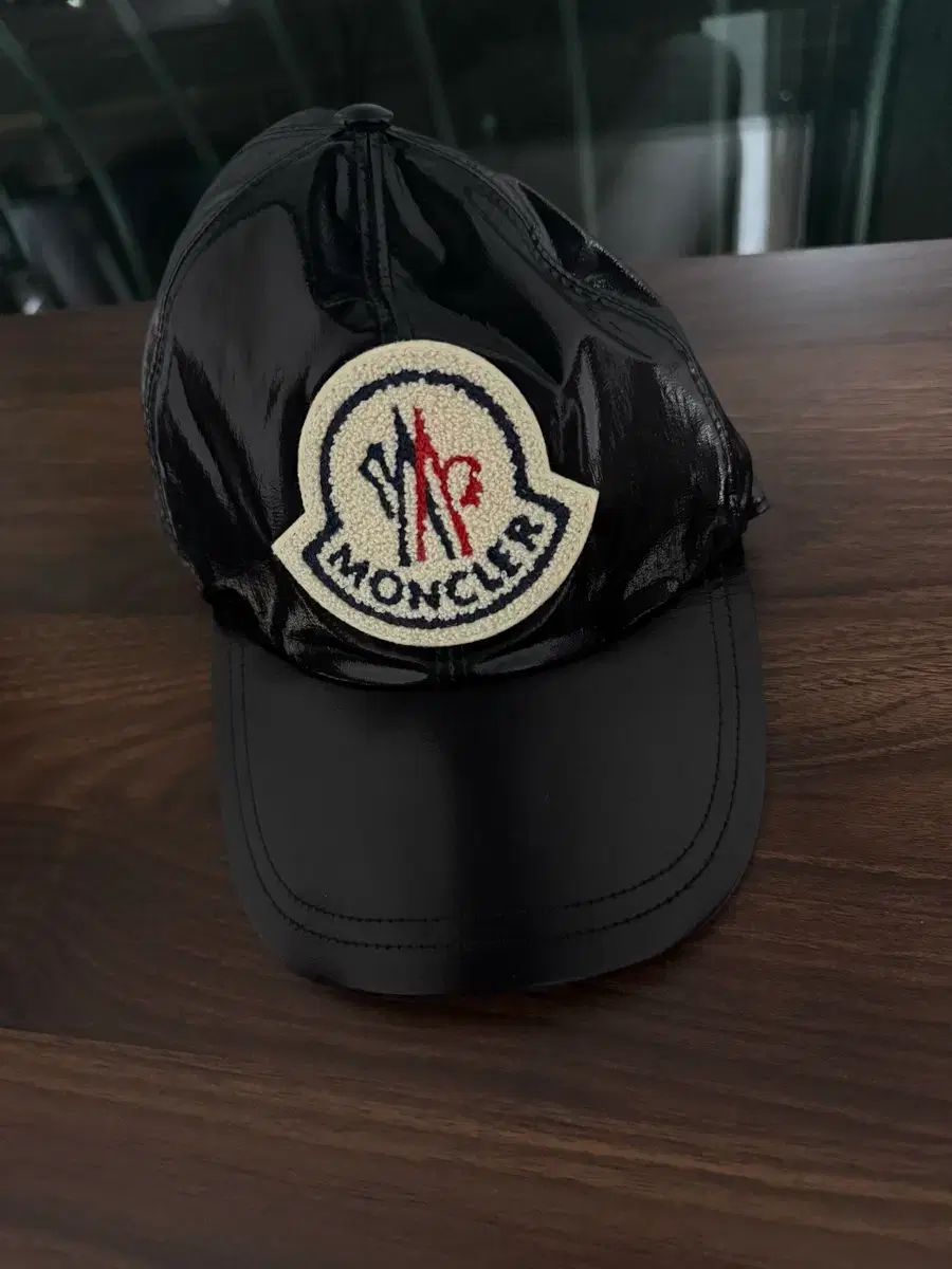 モンクレール ブラック ベースボールキャップ ウール 帽子