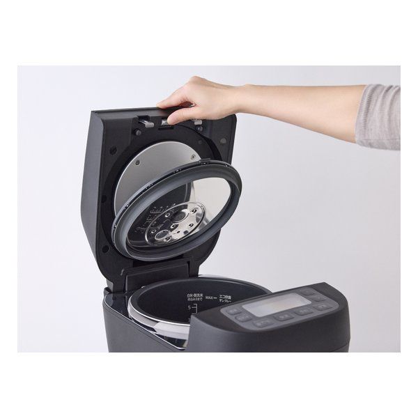  Panasonic パナソニック 可変圧力IHジャー炊飯器 おどり炊き 備長炭釜 5 5合炊き ブラック SR N 310 D K 2667807 炊飯器 炊飯器 餅つき機