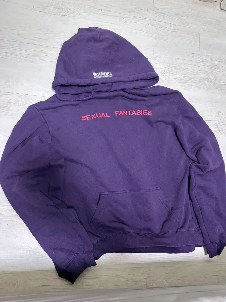 Vetements パープル セクシュアル PHANTASY フーディー Tシャツ