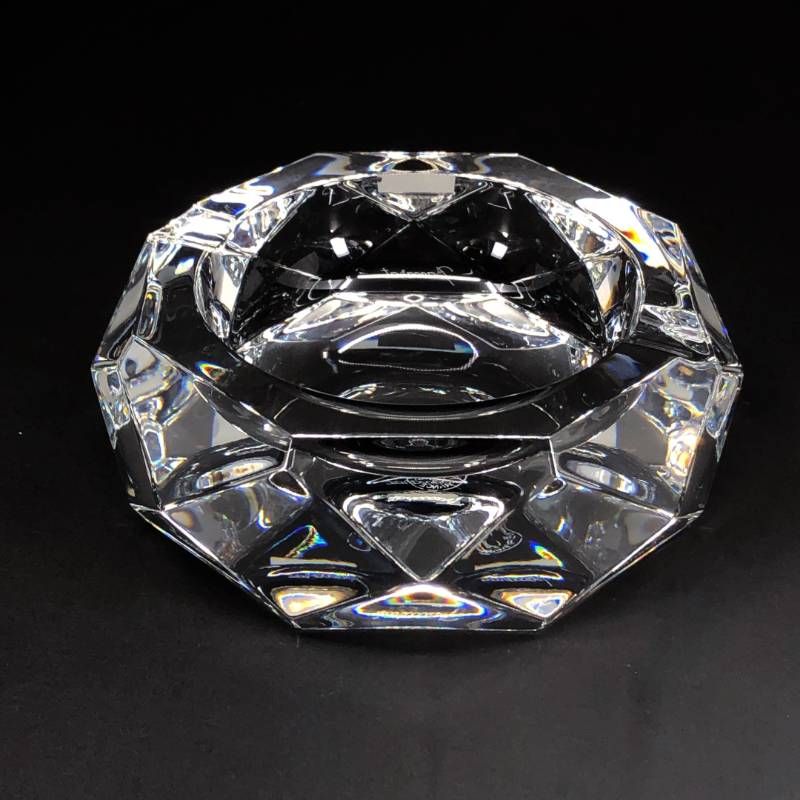 Baccarat クリスタルガラス 葉型皿　灰皿 Baccarat クリスタルガラス 葉型皿 灰皿 Baccaratバカラ 灰皿 Baccarat