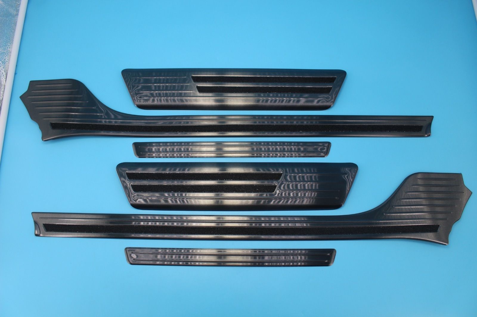 ヴォクシー90系VOXY ノア90系 スカッフプレート【E101a】 ヴォクシー90系VOXY ノア90系 スカッフプレート【E101a】 - メルカリ