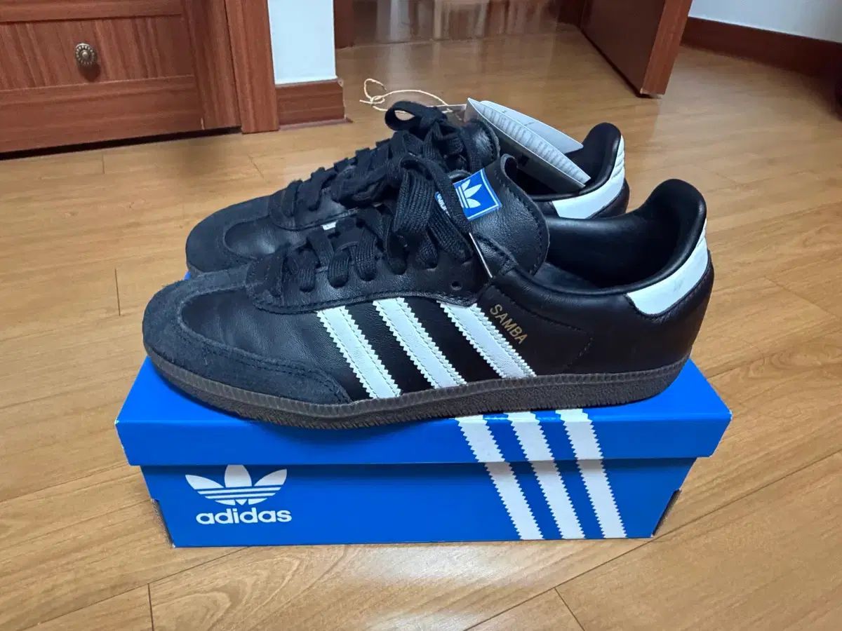 アディダス サンバ ブラック 250