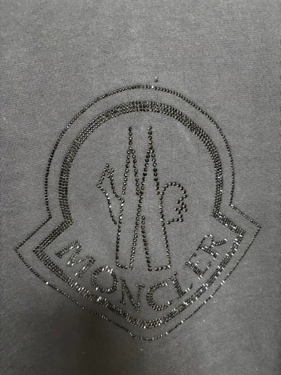 MONCLER モンクレール レディース Bijou ワッペン ロゴ スウェットシャツ スウェット