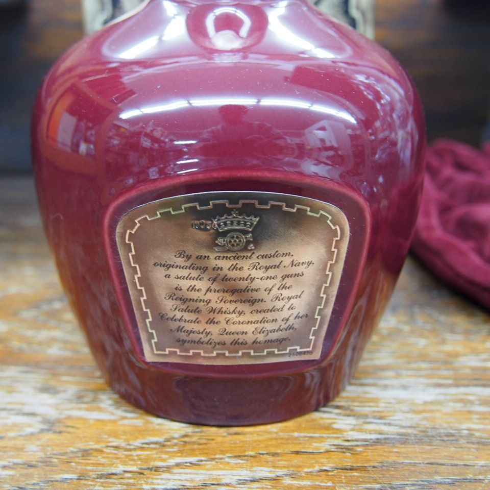 ロイヤルサルート 21年 赤ボトル ウイスキー 700ml 箱付- メルカリ