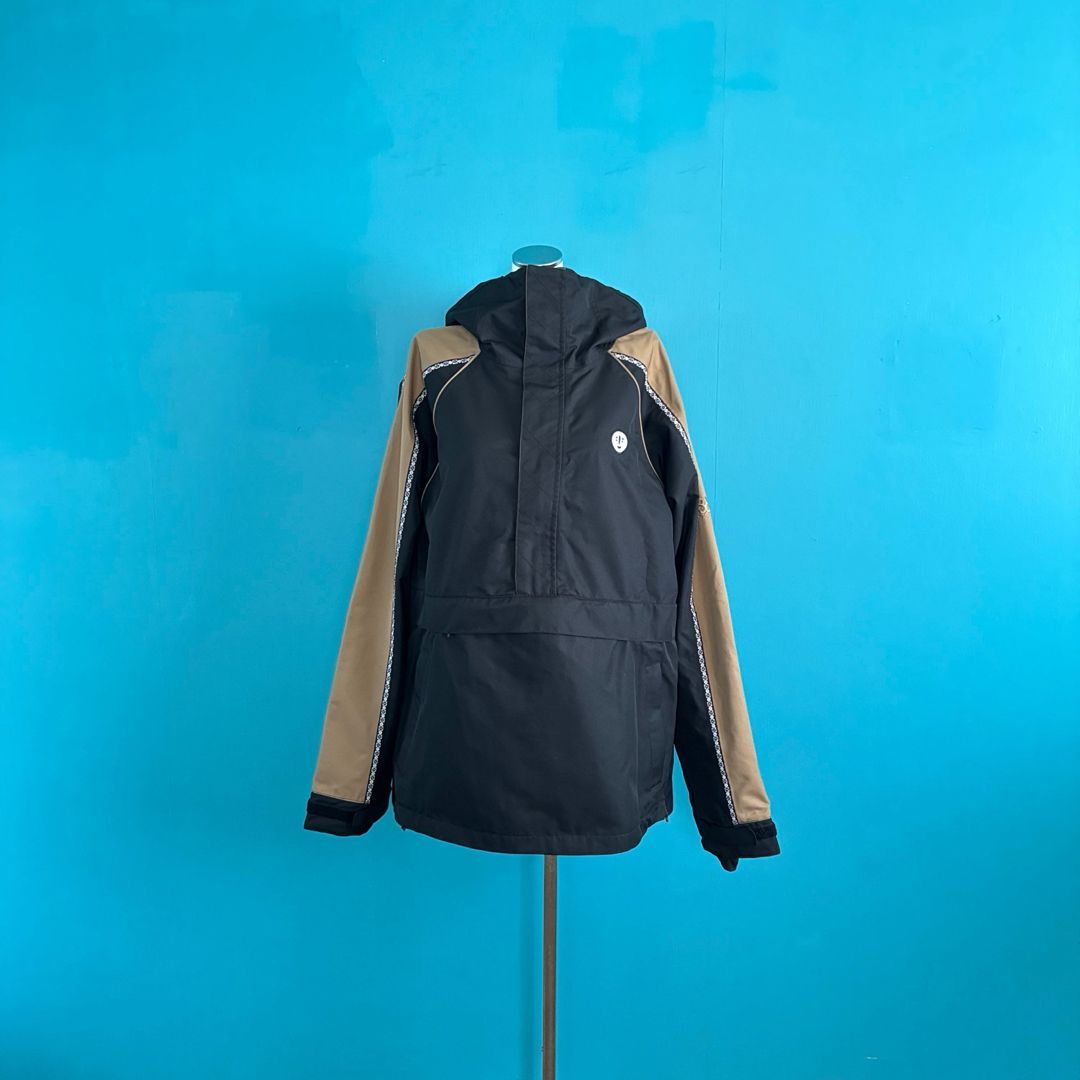 1524 686 シックスエイトシックス スノボウェア アノラック M - メルカリ