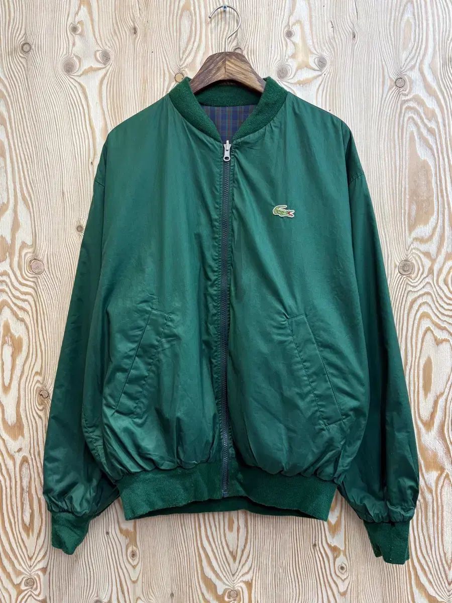 【90s Lacoste】ブルゾン　リバーシブル　墨黒　短丈　vintage 90s Lacoste】ブルゾン リバーシブル 墨黒 短丈 vintage