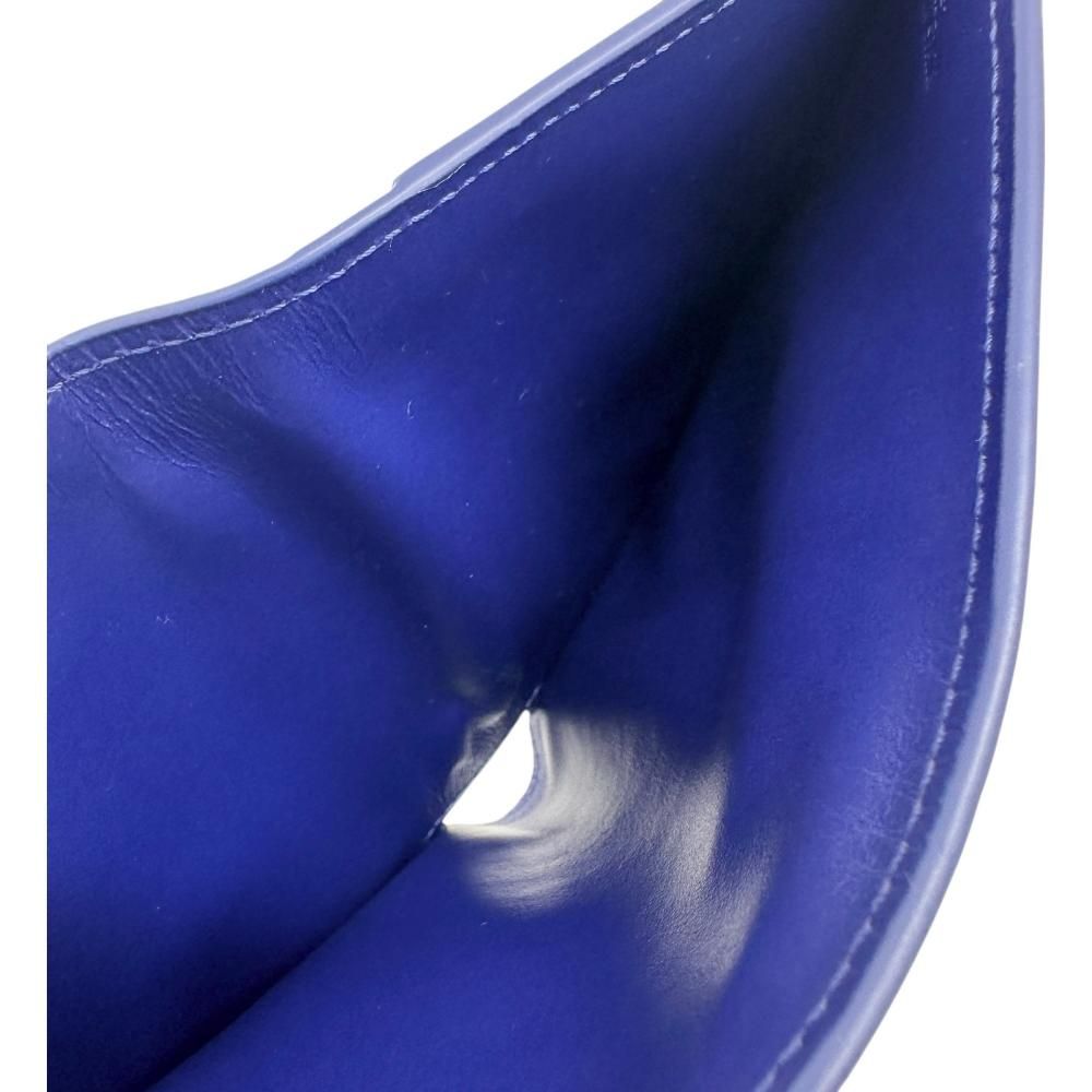 二つ折り財布 レザー