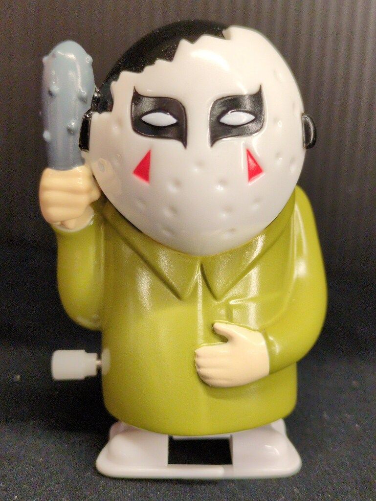 BLACKPEARLS ドコドコ ゼンマイ式 ソフビ人形 ジェイソン風 - メルカリ